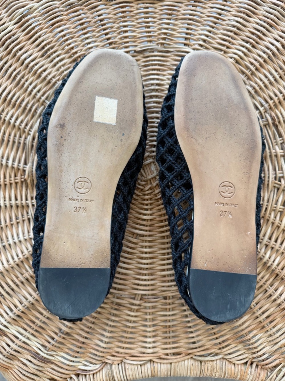 NEW wt tags & box CHANEL Black Crochet Loafers wt Heart interlocking - size 37,5 - Picture 15 of 16